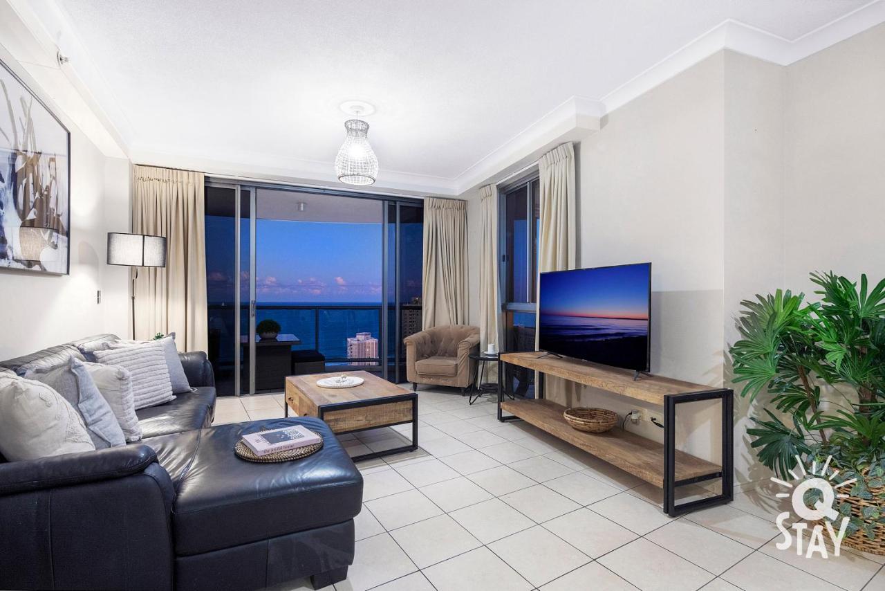 2 Bedroom Ocean View At Chevron Reniassance Apartment *