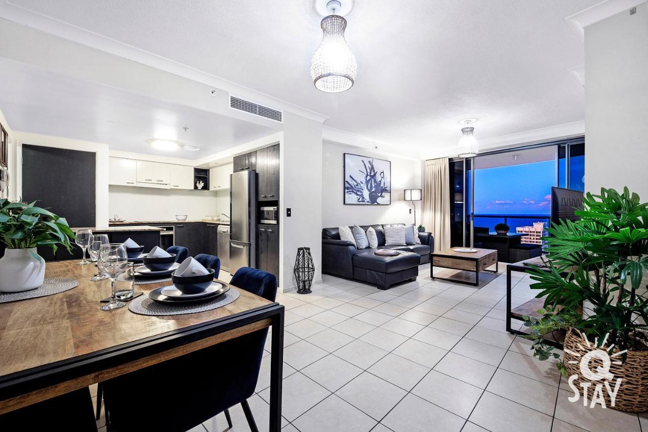 2 Bedroom Ocean View At Chevron Reniassance